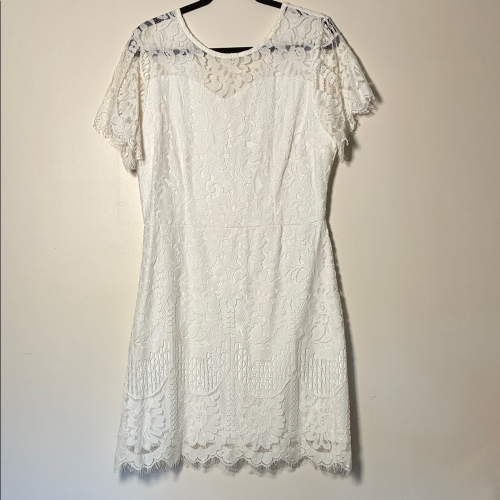 Chic White Lace Midi Dress